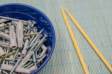 Screws and dowels meal