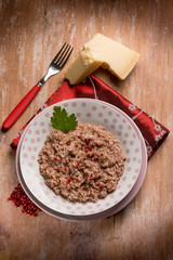 risotto with red wine red pepper and parmesan cheese
