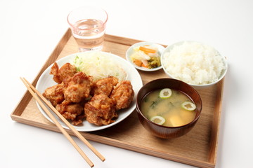 山盛りからあげ定食