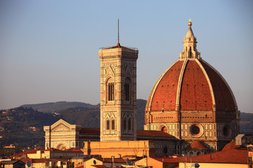 Fototapeta na wymiar Firenze,Duomo e campanile di Giotto.