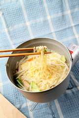 ソロキャンでらーめん