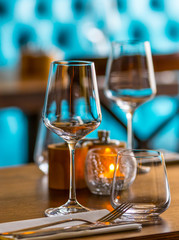 table set restaurant