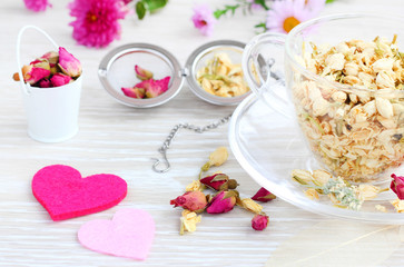 Obraz na płótnie Canvas tea mug herbal freshness flowers