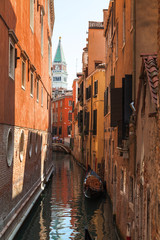 Fototapeta na wymiar Canal in Venice, Italy.