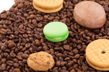 roasted coffee beans with macaroons