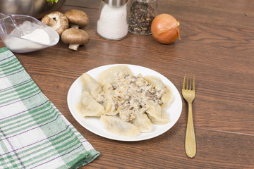 dumplings with mushroom sauce