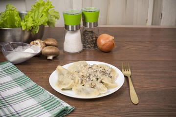 dumplings with mushroom sauce
