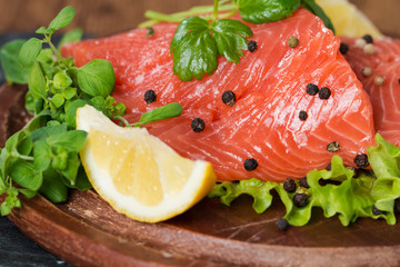 Salmon with lemon and pepper