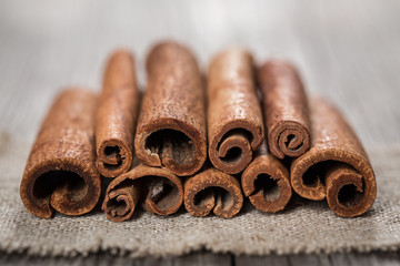 Cinnamon sticks on burlap. 