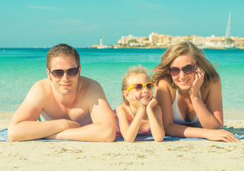 Fototapeta premium Happy family on the beach vacation.