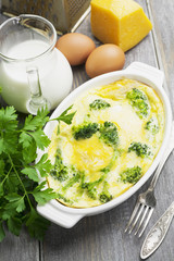 Broccoli, baked with cheese and egg