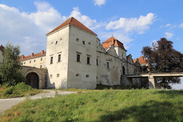 Fototapeta na wymiar Svirzh Castle