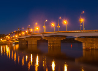 Fototapeta na wymiar Havana bridge in Kiev at night.