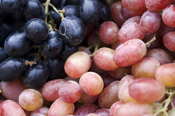 Fresh grapes on the market