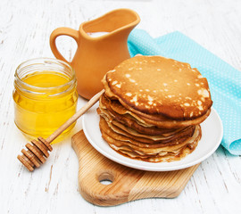 Pancakes with milk and honey