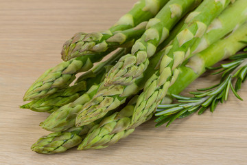 Raw asparagus