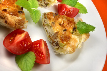 Blätterteigtarte mit Pfifferlingen