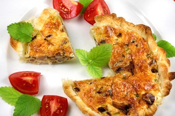 Blätterteigquiche mit Pilzen