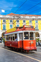 Obraz na płótnie Canvas Lisbon tram
