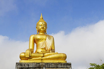 Sculpture gold buddha outdoor