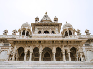 Obraz premium Jaswant Thada. Ornately carved white marble tomb of the former r