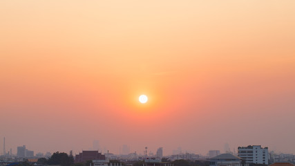 Fototapeta na wymiar Sunset sky in Bangkok Thailand