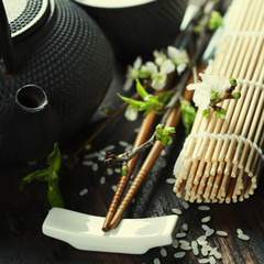 Obraz na płótnie Canvas Chinese Tea Set and chopsticks