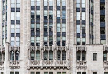 Fototapeta premium Detail Work on Old Chicago Office Building