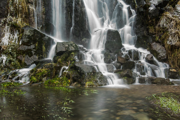 Fototapeta premium Königshütter Wasserfall im Winter
