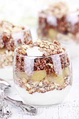Red Quinoa Parfait with Apples