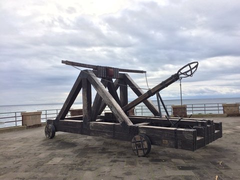 Steinschleuder Alghero Sardinien