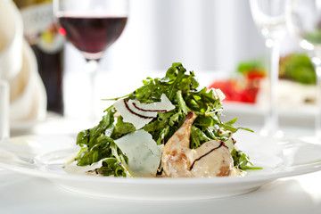 Quail Wings Salad