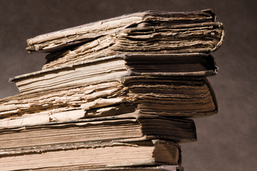 stare książki © amadeusz