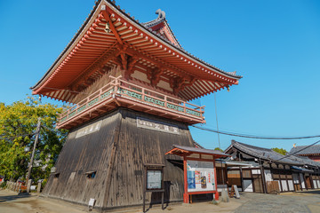 Obraz premium The north bell tower in Shitennoji Temple Area in Osaka