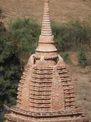 Pagodas budistas en Bagan (Myanmar)