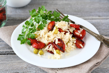 Risotto with sun-dried tomatoes and parsley