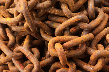 Close up of rusty chain pile.