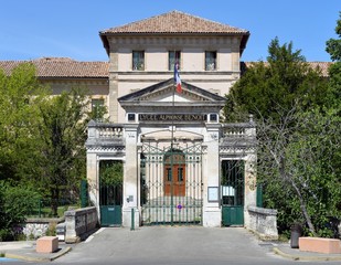 Das Lycée Benoit in L´Isle sur la sorgue