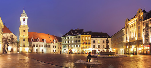 Fototapeta na wymiar Bratislava Main Square at night - Slovakia