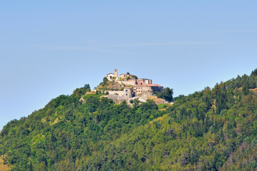 Fototapeta na wymiar Scorticata Castle. Torriana. Emilia-Romagna. Italy.