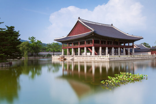 Gyeonghoeru Pavilion of Gyeongbokgung Palace, Seoul.