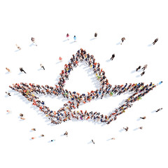 people in the shape of a crown.