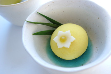 水仙の和菓子