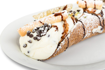 Cannolo Siciliano - Sicilian Cannolo