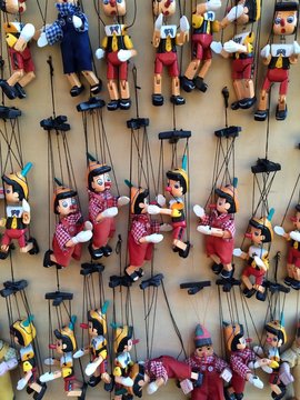 wooden poppet