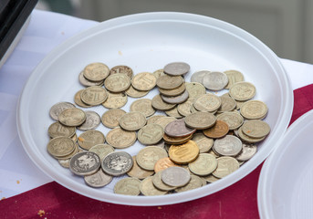 Disposable plate with russian coins
