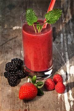 Healthy red Smoothie