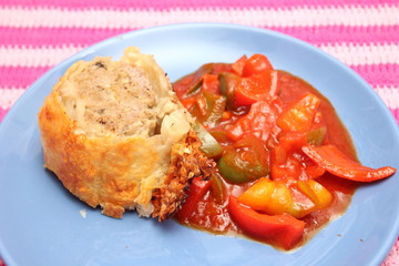 Hackbraten mit Paprikagemüse