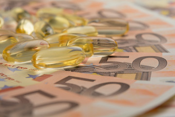 Gel capsules and euro banknotes