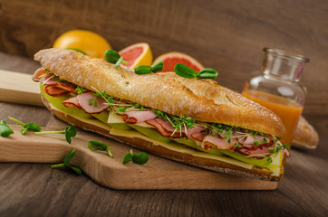Rustic baguettes with smoked rump